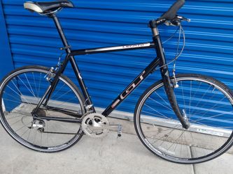 GT  hybrid bicycle