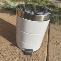 Trash Can