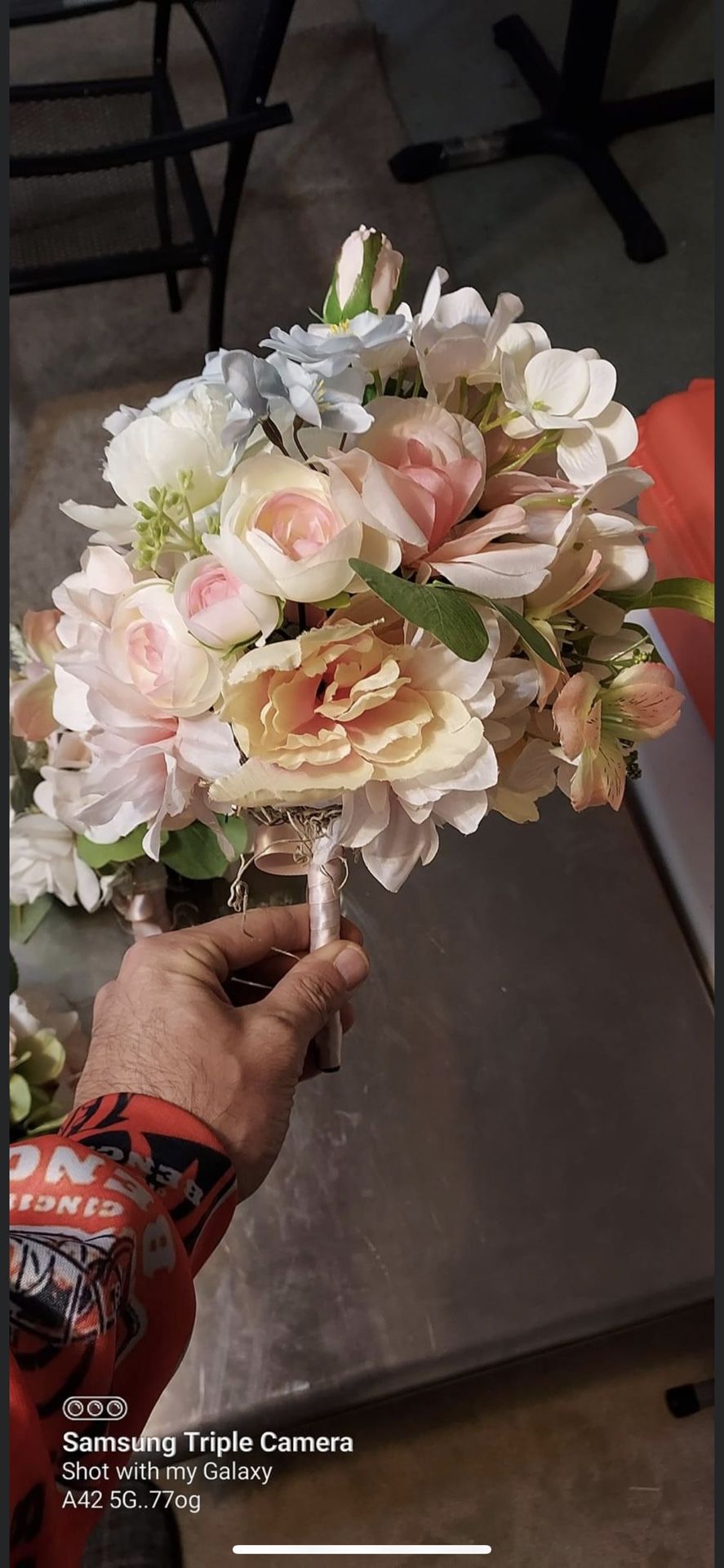 Wedding Items And Floral Decor