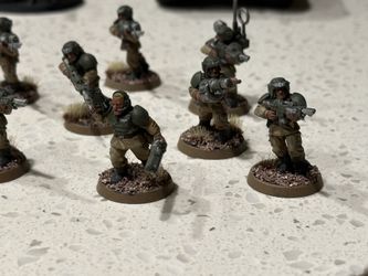 Warhammer 40K Astra Militarum Army Lot – Painted & Primed Infantry + Leman Russ Tank