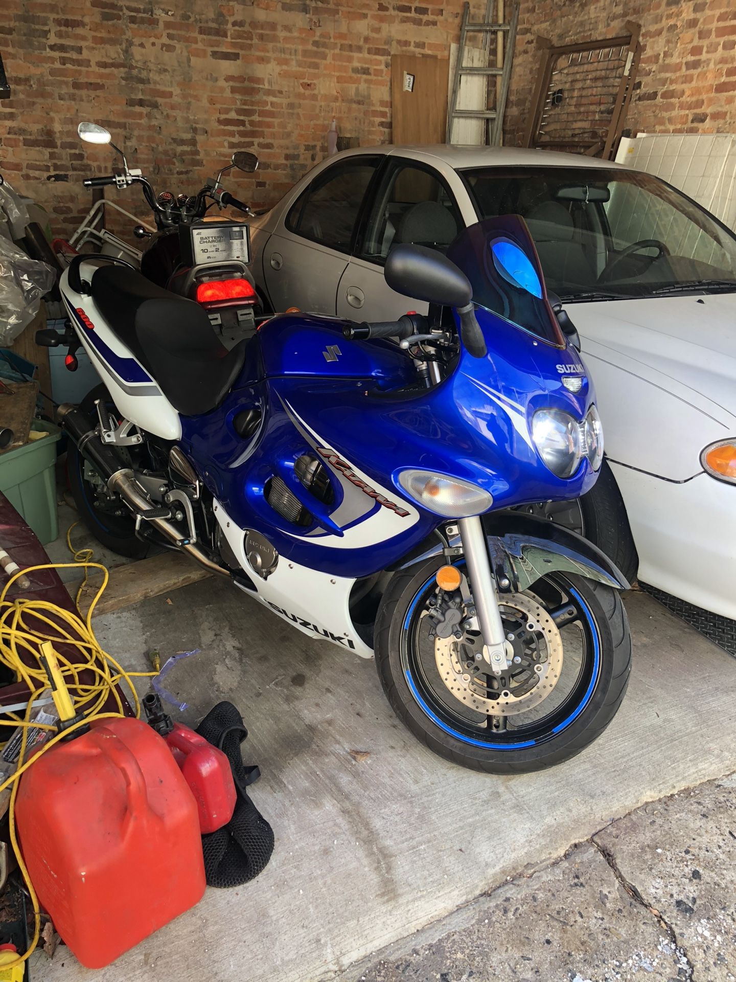 Katana 06 keep in the garage