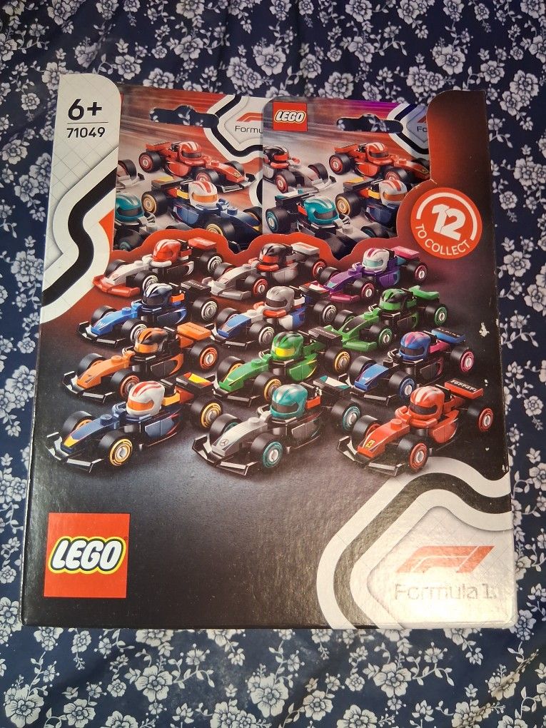 [Lot Of 36] Lego Formula 1 Minifigs Brand New