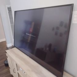 Vizio 65" TV NEEDS BACKLIT REPAIR. GREAT CONDITION OTHERWISE. 