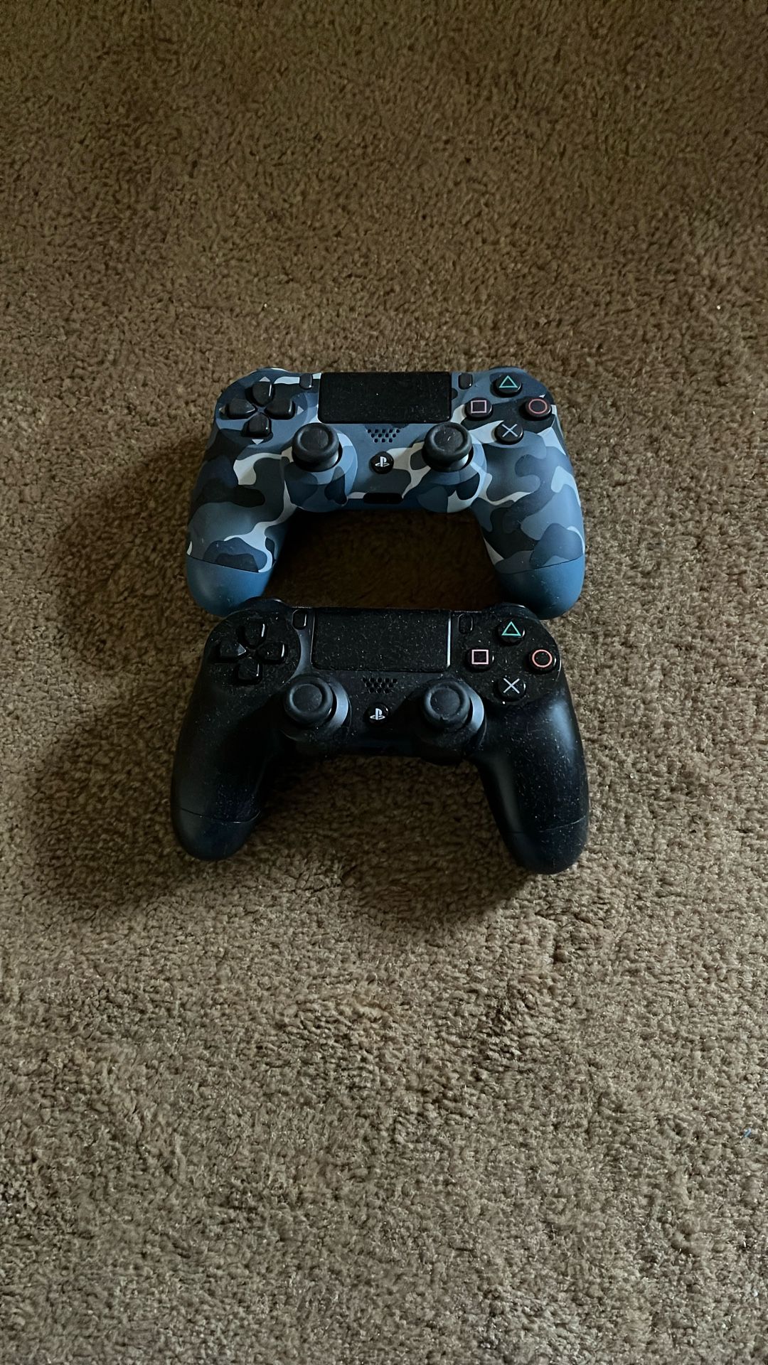 PS4 Controllers