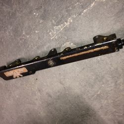 STR Fuel Rail W/ Regulator 