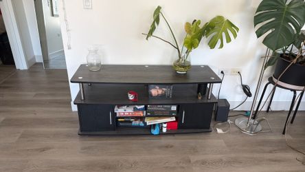 Tv console
