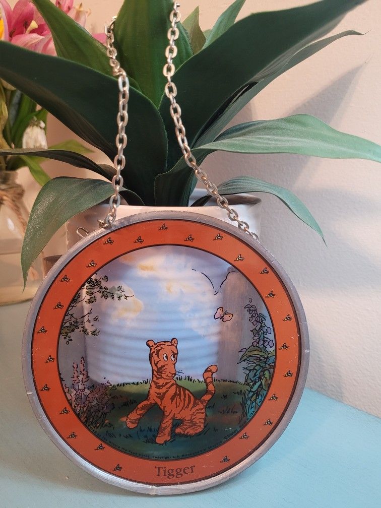 Vintage, Disney, AA Milne, Winnie the Pooh, Classic Pooh, Tigger, round, sun catcher. 