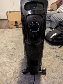 Amazon Basics Indoor portable Radiator Heater 1500w