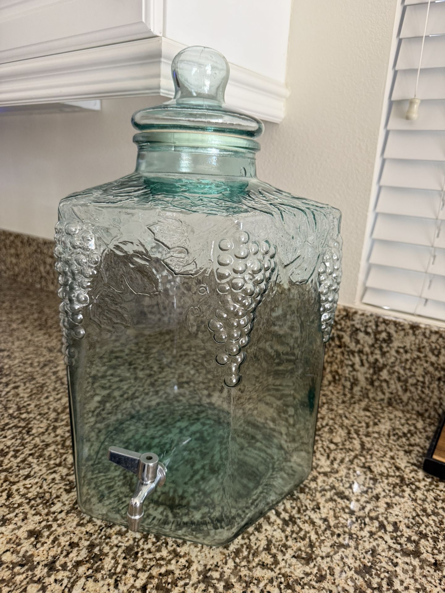 Glass Beverage Dispenser