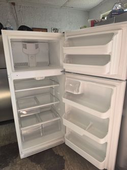 Frigidaire refrigerator 66x30x30
