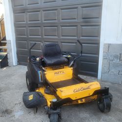 Tractor con motor commercial honda 398 horas