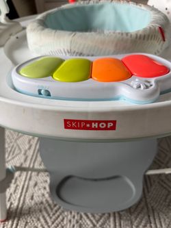 Skip Hop Activity Center
