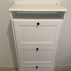 BRUSALI .Shoe cabinet with 3 compartments, white,