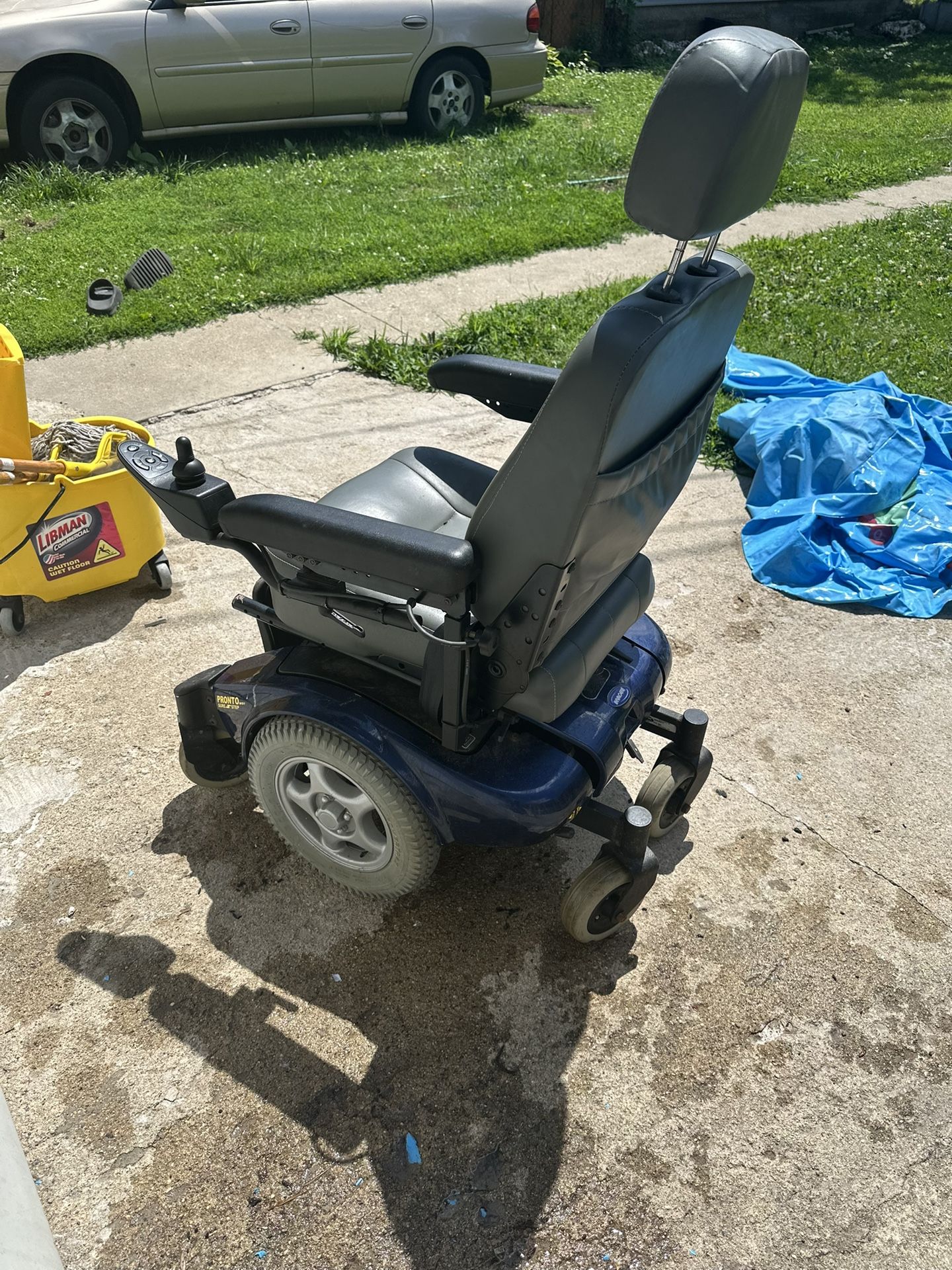 Electric Wheelchair