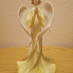 Vintage Porcelain Praying Angel Figurine 