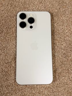 iPhone 15 Pro Max 256gb Unlock for all carriers in Palatine or Glenview $650