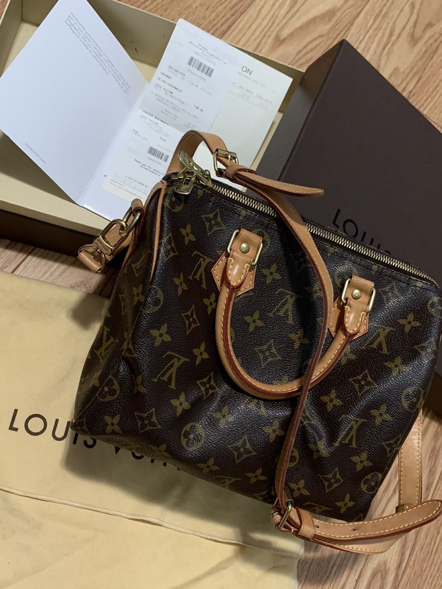 100% authentic speedy 25 Louis Vuitton bag