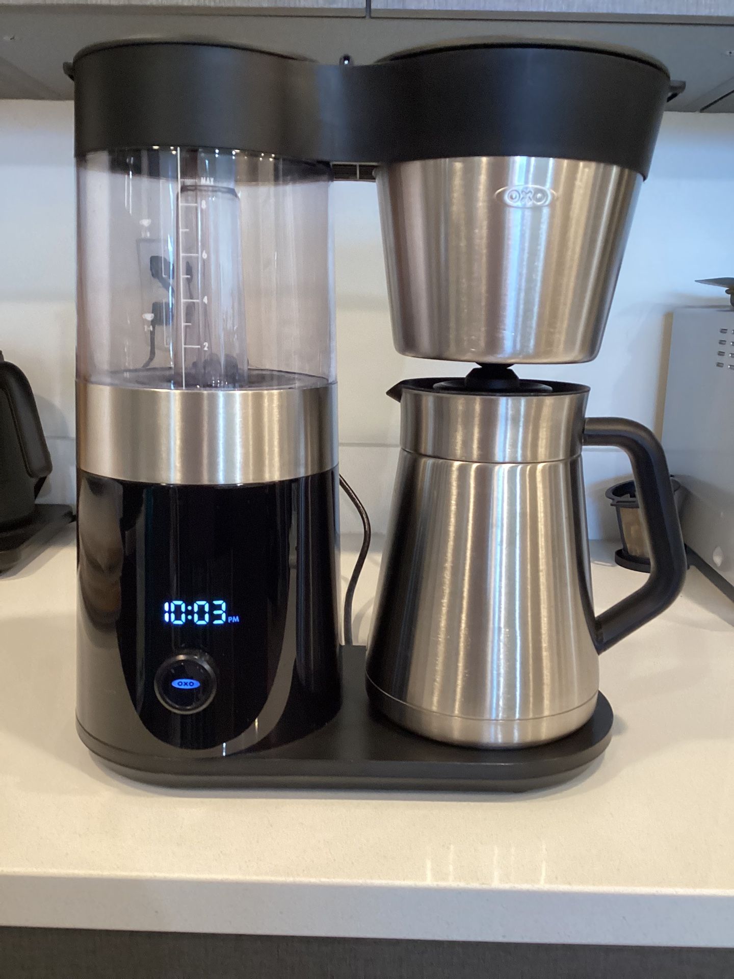 OXO Brew 9 Cup Stainless Steel Coffee Maker, great condition, comes with filters and descaler