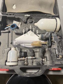 Husky Auto and Car Sprayer in great condition