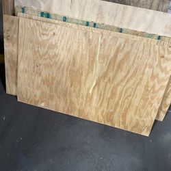 Plywood pieces 3’ *4’