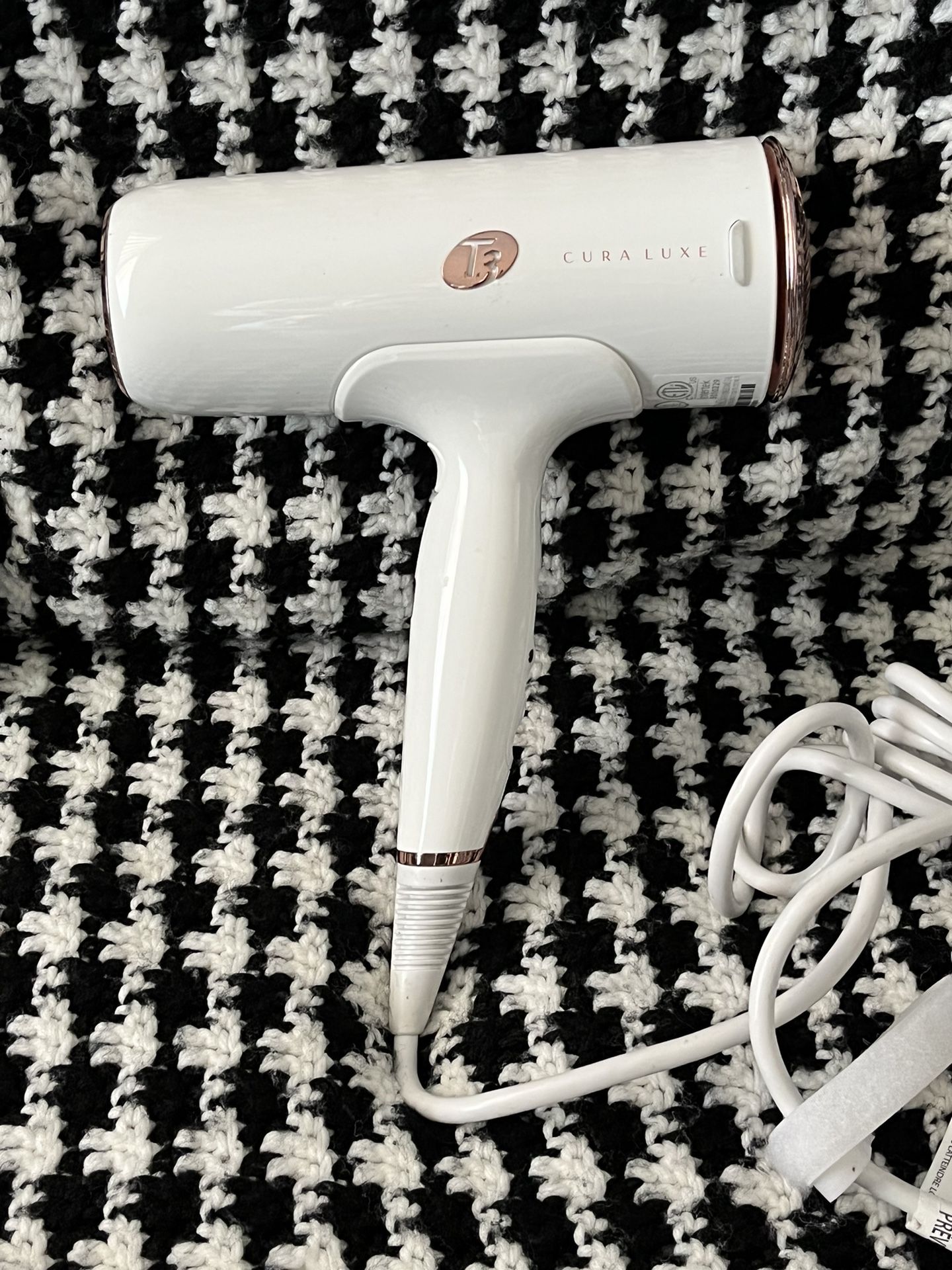 T3 Cura Luxe Professional Iconic Hair Dryer (USED)