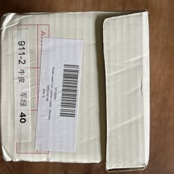 New In Box Women’s - Hunter Green - Leather Loafer - Size 9 With Great Traction 