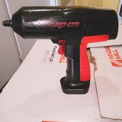 snap on model: CT310 3/8 air impact cordless 12V  in good working condition 