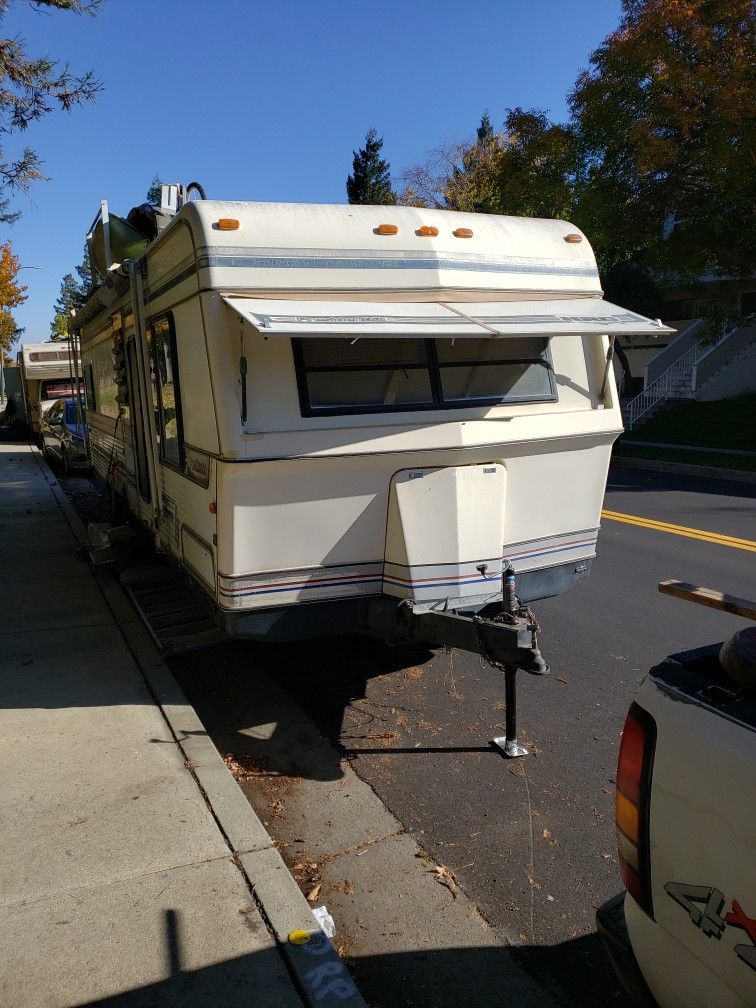 1988 Holiday rambler Presidential