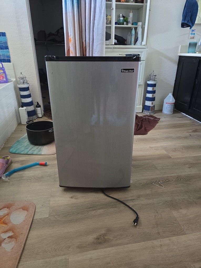 Mini Refrigerator