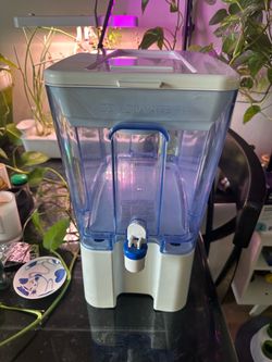 Zero Water 52 cup dispenser with new filters