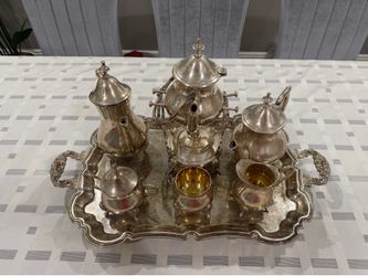 Vintage International Silver Company 7 Piece Silver Plated Coffee & Tea Service Set with Tray