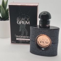 Yves Saint Laurent
 
Black Opium Eau de Parfum

1 fl ⭐️