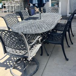 Outdoor Dining Table & Chairs Set