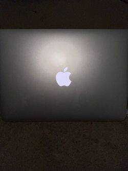 2017 MACBOOK AIR (USED) OBO