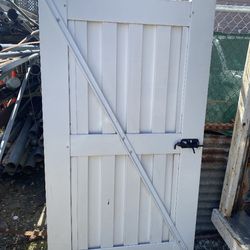 39 3/4 x 70 PVC Gate 
