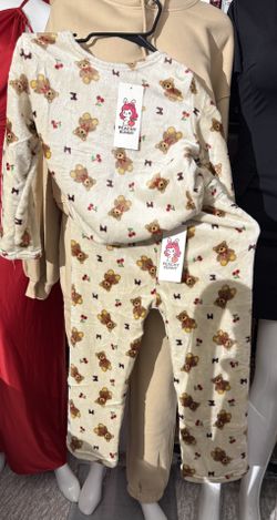Girls Pajamas Sizes S,M And L