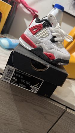 Toddler Jordan’s 4c