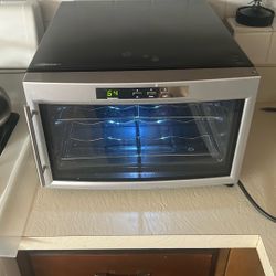 Wine Cooler/wine Fridge