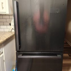 Refrigerator With Freezer at Bottom
