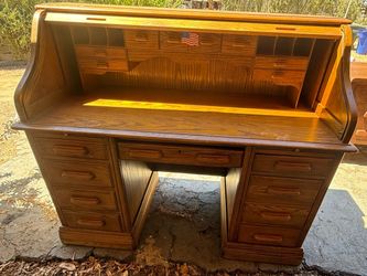 Roll top desk