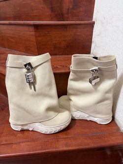Givenchy Shark Lock Biker Ankle Boots Ivory Leather Wedge EU 40 US 10 Italy