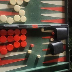 VTG Aries Backgammon Travel Set Suitcase Faux-Leather Black Red Green