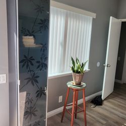 Shelf . Glass Door 81x16