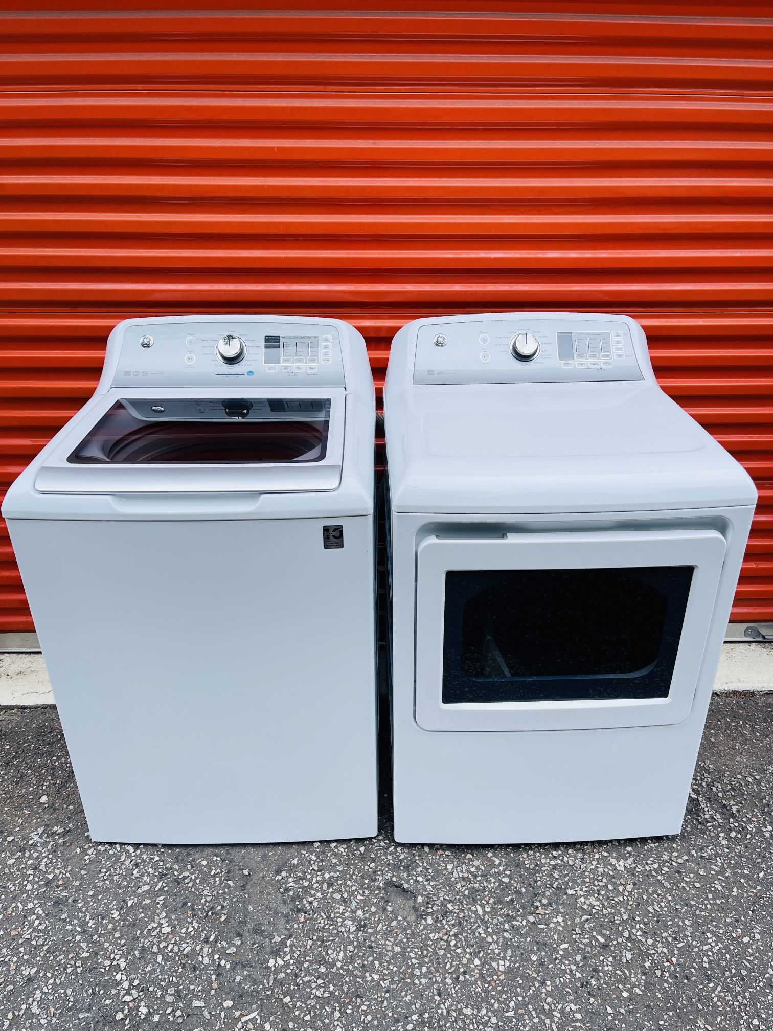 Matching GE Large Capacity Washer And Dryer