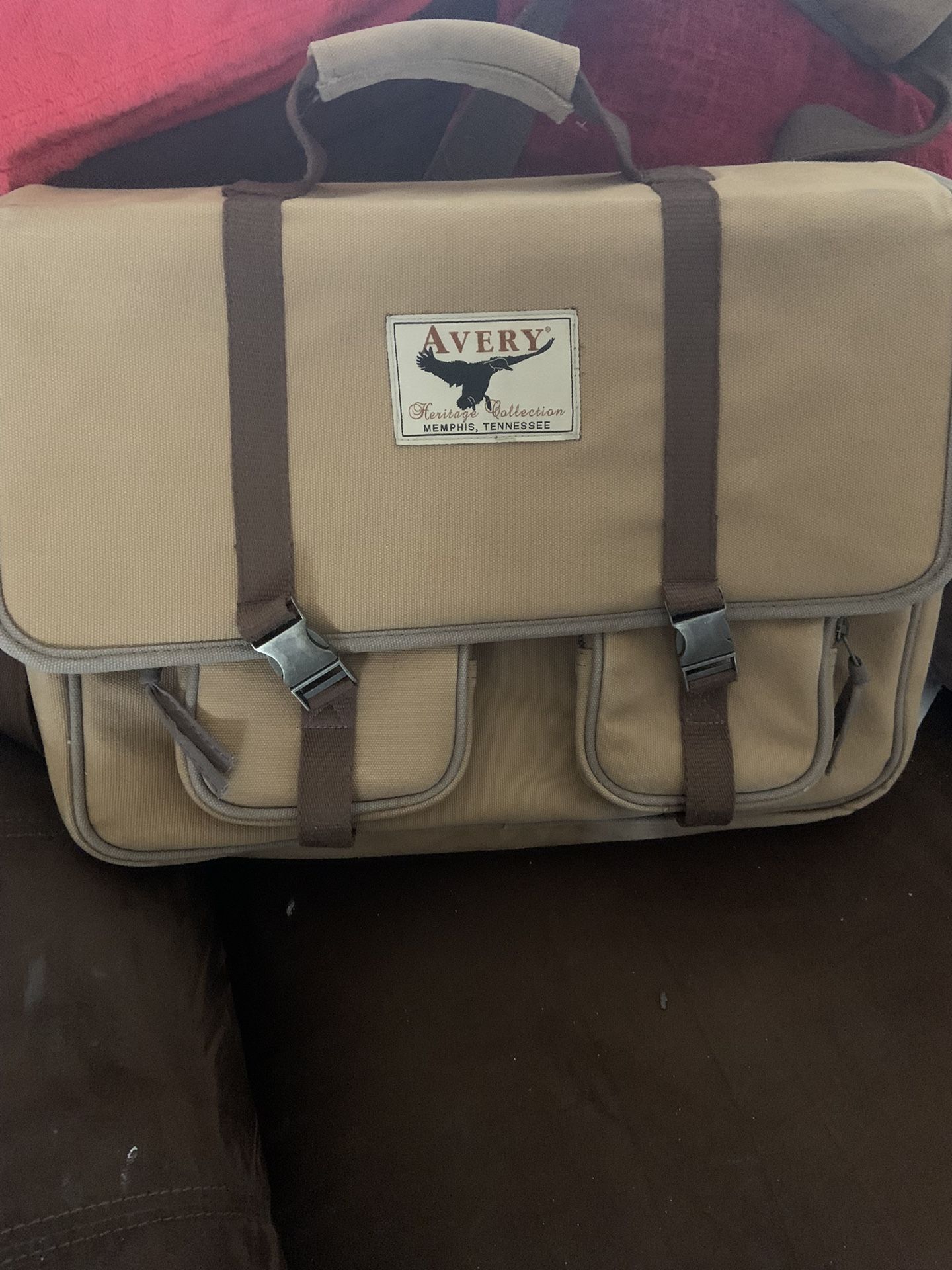 Briefcase ( Like New) Avery