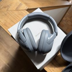 Sony Wireless Noise Cancelling Headphones 