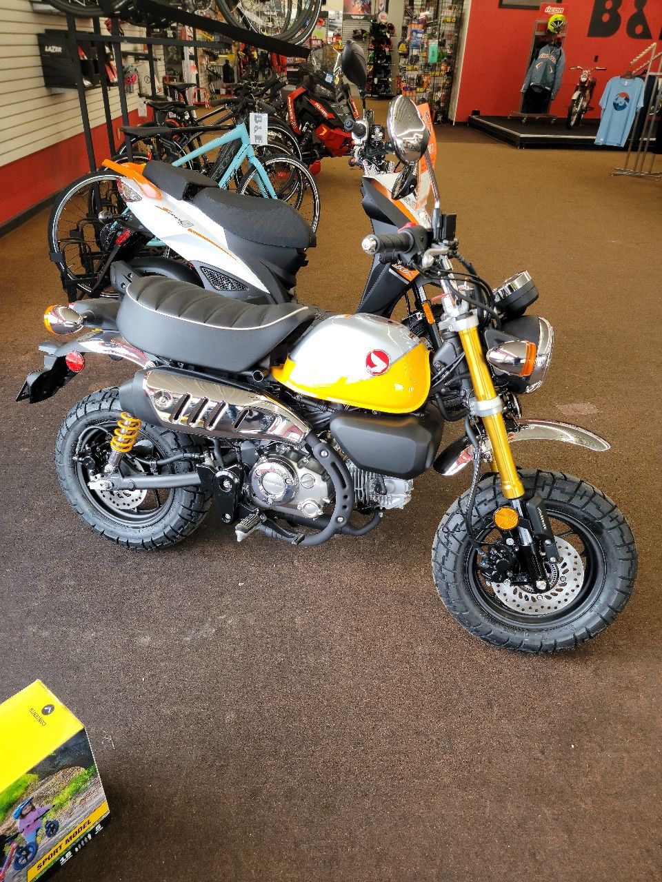 2022 HONDA MONKEY