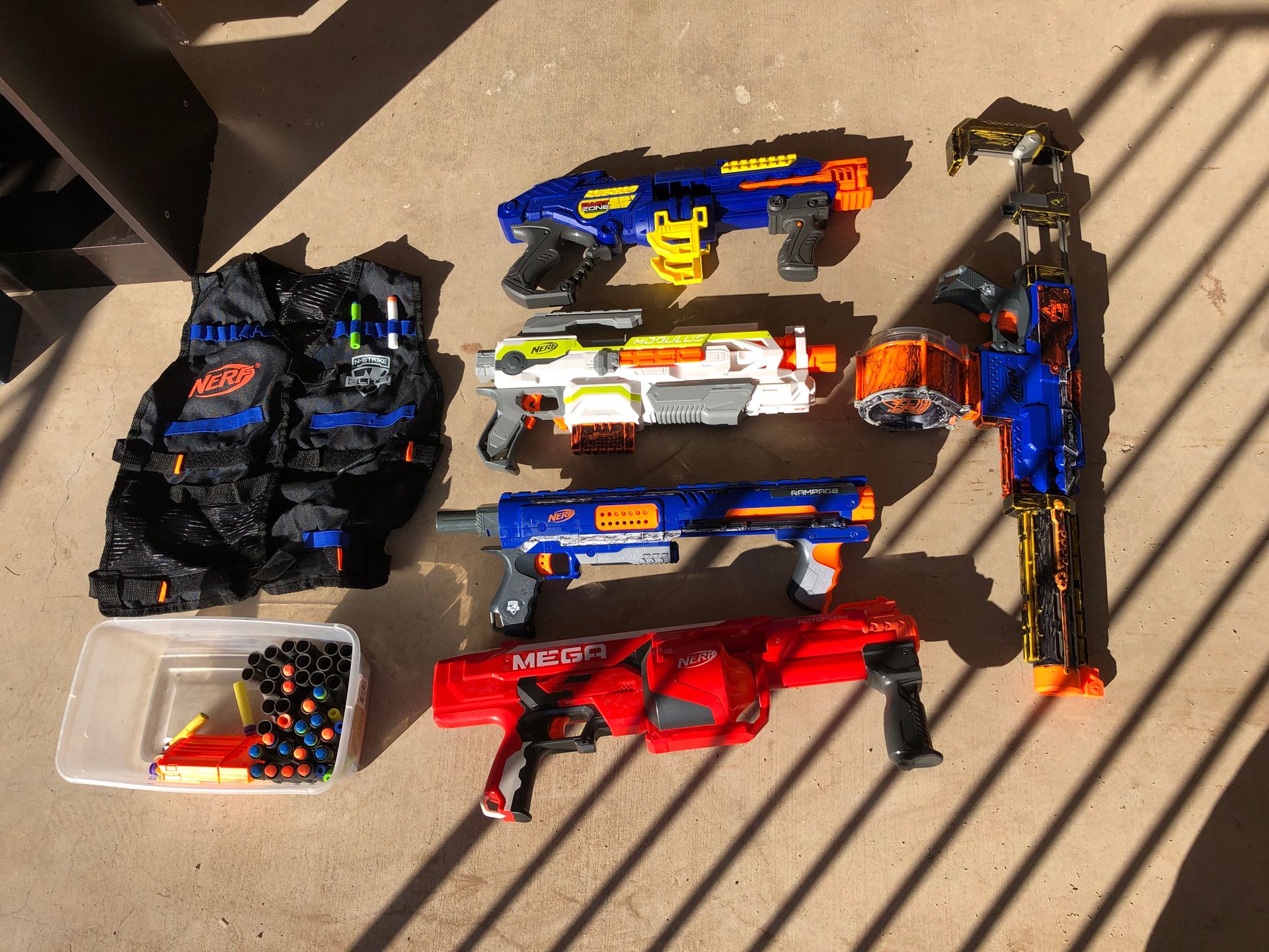 Assorted NERF guns