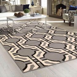 Brand New Geometric Area Rug Stunning In Person!