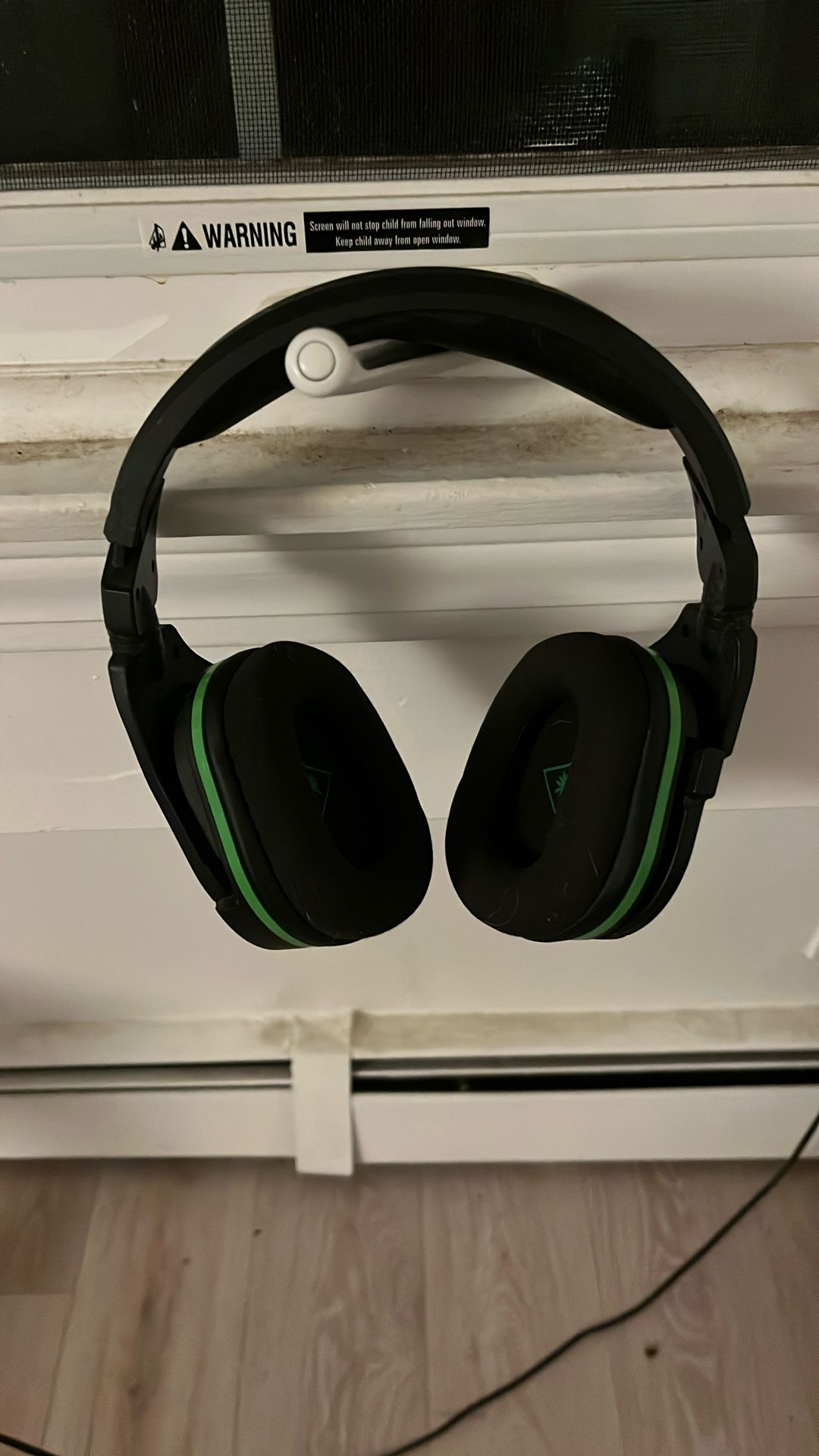 Fully Working Xbox Headset-(Turtle Beach)